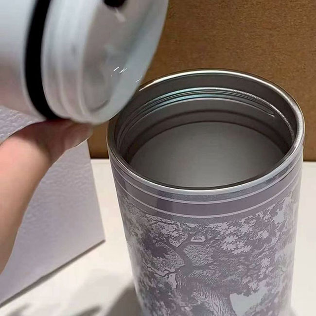 �ٻ�Ҿ���2 �ͧ�Թ��� : Dior Platinum Birthday Gift Temperature Control Tumbler ����-��� �ͧ��ҡ�ҹ����� Dior (���+���ͧ+�اDior) ����纤�����͹+��� ��䫹�����ش�ͤ͹ԡ ��������� DlOR ���º��� �ٴ� ��ʴ������ʨѺ���� ������¹ٹ ��������ش��� ��й��˹ѡ�� ��Ҵ 400ml. 