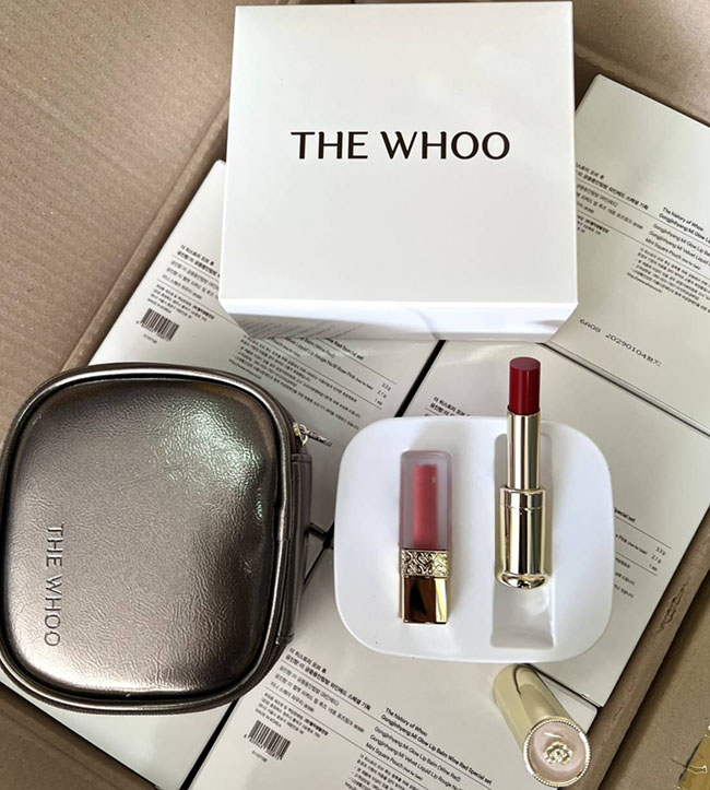 �ٻ�Ҿ���3 �ͧ�Թ��� : The History Of Whoo Gongjinhyang Mi Glow Lip Balm Special Set (�Balm Wine Red/No.18 Rose Pink)૵�Ի���������Ի�Ԥ�Դ�ժ��١���Һ��Ҵ���� �Ҿ���������� 1 �