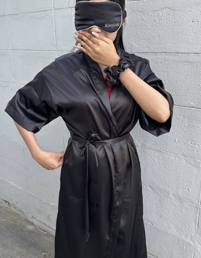 �ٻ�Ҿ���5 �ͧ�Թ��� : Kerastase Luxury Silk Set Limited Edition (No box) �絢ͧ��ѭ 3 ��� ��絨���ش�����մ� ��� silk ���ҧ�� + ��һԴ�� + �ҧ�Ѵ�������� �ش�����������ش�ѡ����� ������� ��ᾧ�ءͧ�����͹����� ���ѡ��͹���ѧ���դ��� �ҹ�������� ���������������֧����