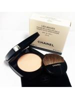 Chanel Les Beiges Healthy Glow Sheer Powder SPF 15 PA++ 12 g. (ขนาดปกติ) แป้งเชียร์สีสวยเพิ่มความกระจ่างใสให้ใบหน้า เนื้อแป้งอนูละเอียด ช่วยทำให้เมคอัพแต่งออกมาได้สวยมากขึ้น สีสีนไม่ฉูดฉาดจึงถือเป็นความงดงามที่เกิดจากความเรียบง่ายช่วยให้การแต่