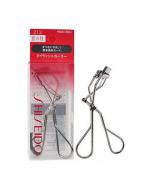 Shiseido Eyelash Curler 213 สุดยอดที่ดัดขนตาที่ขายดีของแบรนด์ Shiseido เป็นที่นิยมมากเนื่องจาก ทำมาให้พอดีเบ้าตาคนเอเชียโดยเฉพาะ ดัดแล้วขนตาไม่ตก โค้งงอนเป็นธรรมชาติ สวยเด้ง ขนตาไม่หักเพราะตัวยางเป้นซิลิโคนยืดหยุ่นได้ดี มียางซิลิโคนรีฟิลแถมให้ Shiseido Eyelash Curler 213 สุดยอดที่ดัดขนตาที่ขายดีของแบรนด์ Shiseido เป็นที่นิยมมากเนื่องจาก ทำมาให้พอดีเบ้าตาคนเอเชียโดยเฉพาะ ดัดแล้วขนตาไม่ตก โค้งงอนเป็นธรรมชาติ สวยเด้ง ขนตาไม่หักเพราะตัวยางเป้นซิลิโคนยืดหยุ่นได้ดี มียางซิลิโคนรีฟิลแถมให้