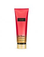 Victoria's Secret Fantasies Total Attraction Fragrance Lotion 236ml. โลชั่นน้ำหอม ที่ช่วยกักเก็บความชุ่มชื่นยาวนาน 24 ชม. และให้กลิ่นหอมติดทนนาน กลิ่นนี้ให้กลิ่นดอกไม้หอม ดอกกล้วยไม้และลิลลี่ หอมหวานนุ่มละมุล สาวๆที่หลงไหลกลิ่นของดอกลิลลี Victoria's Secret Fantasies Total Attraction Fragrance Lotion 236ml. โลชั่นน้ำหอม ที่ช่วยกักเก็บความชุ่มชื่นยาวนาน 24 ชม. และให้กลิ่นหอมติดทนนาน กลิ่นนี้ให้กลิ่นดอกไม้หอม ดอกกล้วยไม้และลิลลี่ หอมหวานนุ่มละมุล สาวๆที่หลงไหลกลิ่นของดอกลิลลี