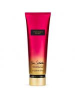 Victoria's Secret Fantasies Pure Seduction Fragrance Lotion 236ml. โลชั่นน้ำหอม ที่ช่วยกักเก็บความชุ่มชื่นยาวนาน 24 ชม. และให้กลิ่นหอมติดทนนาน กลิ่นยอดฮิตขายดีสุดๆ เป็นกลิ่นของผลพลัมผสมผสานกับกลิ่นหอมอบอุ่นโรแมนติกของดอกฟรีเซียคะ Victoria's Secret Fantasies Pure Seduction Fragrance Lotion 236ml. โลชั่นน้ำหอม ที่ช่วยกักเก็บความชุ่มชื่นยาวนาน 24 ชม. และให้กลิ่นหอมติดทนนาน กลิ่นยอดฮิตขายดีสุดๆ เป็นกลิ่นของผลพลัมผสมผสานกับกลิ่นหอมอบอุ่นโรแมนติกของดอกฟรีเซียคะ
