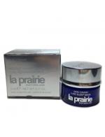 La Prairie Skin Caviar Luxe Sleep Mask ขนาดทดลอง 5ml. ครีมมาร์คบำรุงกลางคืน ด้วยสารสกัดจากคาเวียร์ จะทำหน้าที่บำรุงและเพิ่มความกระชับยามคำคืนที่คุณหลับ ช่วยให้ หน้ากระจ่างใส ผิวชุ่มชื่น กระชับรูขุ่มขนและผิวหน้า
