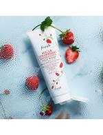 Fresh Sugar Strawberry Exfoliating Face Wash 125 ml. คลีนเซอร์ล้างหน้าผสานส่วนผสมของสตรอว์เบอร์รี่ที่ช่วยผลัดเซลล์ผิวอย่างอ่อนโยน ขจัดน้ำมันส่วนเกิน และทำให้รูขุมขนแลดูเล็กลง ผิวของคุณจึงสะอาด เนียนนุ่ม สุขภาพดี Fresh Sugar Strawberry Exfoliating Face Wash 125 ml. คลีนเซอร์ล้างหน้าผสานส่วนผสมของสตรอว์เบอร์รี่ที่ช่วยผลัดเซลล์ผิวอย่างอ่อนโยน ขจัดน้ำมันส่วนเกิน และทำให้รูขุมขนแลดูเล็กลง ผิวของคุณจึงสะอาด เนียนนุ่ม สุขภาพดี