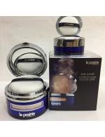 La Prairie Skin Caviar Loose Powder สี translucent 1 มีกระปุกใหญ่ 40 กรัม แถมปุกเล็ก 10 กรัม ไว้พกพาได้ด้วยค่ะ เป็นแป้งฝุ่นทำให้ผิวดูเรียบเนียนได้ในทันที ผสมสารสกัดจากคาเวียร์ ช่วยกลบริ้วรอยและรูขุมขนที่กว้าง ช่วยทำให้สีผิวดูสม่ำเสมอเป็นระยะเวลา La Prairie Skin Caviar Loose Powder สี translucent 1 มีกระปุกใหญ่ 40 กรัม แถมปุกเล็ก 10 กรัม ไว้พกพาได้ด้วยค่ะ เป็นแป้งฝุ่นทำให้ผิวดูเรียบเนียนได้ในทันที ผสมสารสกัดจากคาเวียร์ ช่วยกลบริ้วรอยและรูขุมขนที่กว้าง ช่วยทำให้สีผิวดูสม่ำเสมอเป็นระยะเวลา