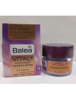 Balea Vital+ Straffende Tages Creme SPF 15 - 50 ml. เดย์ครีมแบรนด์ลดริ้วรอยชั้นนำจากประเทศเยอรมัน ครีมกลางวันยกกระชับผิว ที่หยอยคล้อย เสริมสร้างความแข็งแกร่งและความยืดหยุ่นใหม่ ช่วยให้ผิวของคุณได้รับความหนาแน่นแข็งแรงและยืดหยุ่นช่วยเพิ่มความต้ Balea Vital+ Straffende Tages Creme SPF 15 - 50 ml. เดย์ครีมแบรนด์ลดริ้วรอยชั้นนำจากประเทศเยอรมัน ครีมกลางวันยกกระชับผิว ที่หยอยคล้อย เสริมสร้างความแข็งแกร่งและความยืดหยุ่นใหม่ ช่วยให้ผิวของคุณได้รับความหนาแน่นแข็งแรงและยืดหยุ่นช่วยเพิ่มความต้