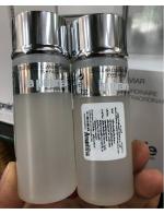 La Prairie Cellular Cleansing Water Eye-Face ขนาดทดลอง 60 ml. ผลิตภัณฑ์ทำความสะอาดสูตรน้ำ ที่อ่อนโยนและเปี่ยมประสิทธิภาพจากธารน้ำแข็งในสวิตเซอร์แลนด์ ชำระล้างเครื่องสำอางและสิ่งสกปรกอย่างรวดเร็วและอ่อนโยน โดยไม่ต้องใช้น้ำล้างอีกครั้ง ขจัดเครื่อง La Prairie Cellular Cleansing Water Eye-Face ขนาดทดลอง 60 ml. ผลิตภัณฑ์ทำความสะอาดสูตรน้ำ ที่อ่อนโยนและเปี่ยมประสิทธิภาพจากธารน้ำแข็งในสวิตเซอร์แลนด์ ชำระล้างเครื่องสำอางและสิ่งสกปรกอย่างรวดเร็วและอ่อนโยน โดยไม่ต้องใช้น้ำล้างอีกครั้ง ขจัดเครื่อง
