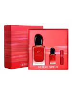 Giorgio Armani Si Passion Spring 2020 เซตผลิตภัณฑ์น้ำหอม SI PASSIONE SET น้ำหอมสำหรับผู้หญิงที่มีความมั่นใจแน่วแน่และความเด็ดเดี่ยวในการตัดสินใจ ผู้หญิงที่กล้าพูดว่าใช่ มอบกลิ่นสไตล์ฟรุตตี้ฟอรัล มาพร้อมลิปลิควิดเนื้อครีมที่ให้สีสดชัด ติดทนยาวน Giorgio Armani Si Passion Spring 2020 เซตผลิตภัณฑ์น้ำหอม SI PASSIONE SET น้ำหอมสำหรับผู้หญิงที่มีความมั่นใจแน่วแน่และความเด็ดเดี่ยวในการตัดสินใจ ผู้หญิงที่กล้าพูดว่าใช่ มอบกลิ่นสไตล์ฟรุตตี้ฟอรัล มาพร้อมลิปลิควิดเนื้อครีมที่ให้สีสดชัด ติดทนยาวน