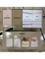 Burberry Travel Exclusive Set (4 Items) เซ็ตน้ำหอมจากแบรนด์สุดหรู Burberry เพิ่มเสน่ห์ความหอมน่าหลงไหลให้กับคุณด้วยน้ำหอม ที่มอบกลิ่นหอมให้คุณได้มั่นใจ มีชีวิตชีวา สวยหรู ถ่ายทอดทัศนคติอันหาญกล้าและจิตวิญญาณแห่งสาวลอนดอนไว้อย่างเต็มเปี่ยม Burberry Travel Exclusive Set (4 Items) เซ็ตน้ำหอมจากแบรนด์สุดหรู Burberry เพิ่มเสน่ห์ความหอมน่าหลงไหลให้กับคุณด้วยน้ำหอม ที่มอบกลิ่นหอมให้คุณได้มั่นใจ มีชีวิตชีวา สวยหรู ถ่ายทอดทัศนคติอันหาญกล้าและจิตวิญญาณแห่งสาวลอนดอนไว้อย่างเต็มเปี่ยม