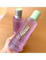 CLINIQUE Clarifying Lotion 2 Twice a Day Exfoliator 400 ml. โลชั่นปรับสภาพผิวสูตร 2 สำหรับผิวผสม-แห้งคืนความชุ่มชื่น ลดความแห้งกร้านและผิวเป็นขุ่ยพร้อมผลัดเซลล์ที่เสื่อมสภาพและขจัดสิ่งสกปรกที่สะสมในรูขุมขนให้หลุดออกอย่างอ่อนโยน ให้ผิวหน้าสะอาดใส พร้อมรับ CLINIQUE Clarifying Lotion 2 Twice a Day Exfoliator 400 ml. โลชั่นปรับสภาพผิวสูตร 2 สำหรับผิวผสม-แห้งคืนความชุ่มชื่น ลดความแห้งกร้านและผิวเป็นขุ่ยพร้อมผลัดเซลล์ที่เสื่อมสภาพและขจัดสิ่งสกปรกที่สะสมในรูขุมขนให้หลุดออกอย่างอ่อนโยน ให้ผิวหน้าสะอาดใส พร้อมรับ