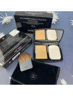 Chanel Vitalumiere Compact Douceur Lightweight Compact Makeup Radiance Softness and Comfort Spf10 ขนาด 13 g. แป้งผสมรองพื้นอัดแข็งเนื้อบางเบาเพื่อความอ่อนโยน เปล่งปลั่งและเบาสบาย พร้อมปกป้องผิวจากแสงแดด SPF 10 ระดับการปกปิด บางเบาถึงปานกลาง เหมาะสำหรับทุก Chanel Vitalumiere Compact Douceur Lightweight Compact Makeup Radiance Softness and Comfort Spf10 ขนาด 13 g. แป้งผสมรองพื้นอัดแข็งเนื้อบางเบาเพื่อความอ่อนโยน เปล่งปลั่งและเบาสบาย พร้อมปกป้องผิวจากแสงแดด SPF 10 ระดับการปกปิด บางเบาถึงปานกลาง เหมาะสำหรับทุก