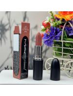 MAC Macximal Silky Matte Lipstick #682 Mull It to The Max ไซส์จริง 3.5 g ลิปสติกสูตรใหม่ ด้วยเนื้อแมตต์เนื้อเนียนแบบใหม่ สูตรที่ดีสำหรับริมฝีปากที่ดูสมบูรณ์ยิ่งขึ้น รู้สึกดีขึ้น มีความนุ่มนวล เนื้อลื่น เกลี่ยง่าย สบายปาก สีสดชัดแน่น มอบควา MAC Macximal Silky Matte Lipstick #682 Mull It to The Max ไซส์จริง 3.5 g ลิปสติกสูตรใหม่ ด้วยเนื้อแมตต์เนื้อเนียนแบบใหม่ สูตรที่ดีสำหรับริมฝีปากที่ดูสมบูรณ์ยิ่งขึ้น รู้สึกดีขึ้น มีความนุ่มนวล เนื้อลื่น เกลี่ยง่าย สบายปาก สีสดชัดแน่น มอบควา