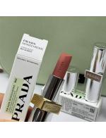 Prada Monochrome Hyper Matte Lipstick 3.8 g. เบอร์สี B02 Quartz ลิป Prada ลิปเนื้อแมตต์ สีแน่น ชัด แต่ไม่แห้ง ไม่ตกร่อง ให้สัมผัสแบบ Velvet เนื้อดีมาก เนื้อเนียน ทาลื่น เม็ดสีชัด ติดทนกว่า 12 ชั่วโมง เพิ่มความหรูหราของแบรนด์ระดับโลกด้วยลิปสติกเนื้อแมตลาย  Prada Monochrome Hyper Matte Lipstick 3.8 g. เบอร์สี B02 Quartz ลิป Prada ลิปเนื้อแมตต์ สีแน่น ชัด แต่ไม่แห้ง ไม่ตกร่อง ให้สัมผัสแบบ Velvet เนื้อดีมาก เนื้อเนียน ทาลื่น เม็ดสีชัด ติดทนกว่า 12 ชั่วโมง เพิ่มความหรูหราของแบรนด์ระดับโลกด้วยลิปสติกเนื้อแมตลาย