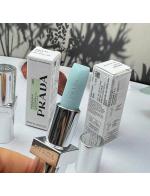 Prada Blushing CareLip Balm 3.8 g. เบอร์สี U001 Astral Pink สีฟ้าจะเปลี่ยนสีตามค่าphของร่างกาย สีจะออกชมพูใสๆ น่ารัก ลิปบาล์มเปลี่ยนสี Prada สุดหรูที่เปลี่ยนสีตามอุณหภูมิให้ความชุ่มชื้นช่วยให้ริมฝีปากเรียบเนียน ชุ่มชื้น ยกระดับการดูแลริมฝีปากด้วยสูตรที่เห Prada Blushing CareLip Balm 3.8 g. เบอร์สี U001 Astral Pink สีฟ้าจะเปลี่ยนสีตามค่าphของร่างกาย สีจะออกชมพูใสๆ น่ารัก ลิปบาล์มเปลี่ยนสี Prada สุดหรูที่เปลี่ยนสีตามอุณหภูมิให้ความชุ่มชื้นช่วยให้ริมฝีปากเรียบเนียน ชุ่มชื้น ยกระดับการดูแลริมฝีปากด้วยสูตรที่เห