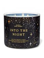 Bath & Body Works Into the Night 3-Wick Candle 411 g. เทียนหอมสุดพิเศษ ขนาดใหญ่ มี 3 ไส้เทียน กระจายกลิ่นหอมได้ทั่วห้อง กลิ่นหอมของค่ำคืนเหนือกาลเวลา ให้ความเป็นผู้หญิง และเย้ายวนใจ ด้วยกลิ่นของราสเบอร์รี่นัวร์ กลีบกุหลาบกำมะหยี่ และมัสค์มอคค่า Bath & Body Works Into the Night 3-Wick Candle 411 g. เทียนหอมสุดพิเศษ ขนาดใหญ่ มี 3 ไส้เทียน กระจายกลิ่นหอมได้ทั่วห้อง กลิ่นหอมของค่ำคืนเหนือกาลเวลา ให้ความเป็นผู้หญิง และเย้ายวนใจ ด้วยกลิ่นของราสเบอร์รี่นัวร์ กลีบกุหลาบกำมะหยี่ และมัสค์มอคค่า