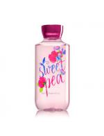 Bath & Body Works Sweet Pea Shea & Vitamin E Shower Gel 295ml. เจลอาบน้ำ กลิ่นดอกสวีทพี หอมหวานสดใส คล้ายเยลลี่สีชมพูในถ้วยใส ด้วยความหอมน่ารักสดใสซุกซน ทำให้กลิ่นนี้เป็นที่ติดใจของสาวๆวัยรุ่นจนยากจะเปลี่ยนใจเลยค่ะ Bath & Body Works Sweet Pea Shea & Vitamin E Shower Gel 295ml. เจลอาบน้ำ กลิ่นดอกสวีทพี หอมหวานสดใส คล้ายเยลลี่สีชมพูในถ้วยใส ด้วยความหอมน่ารักสดใสซุกซน ทำให้กลิ่นนี้เป็นที่ติดใจของสาวๆวัยรุ่นจนยากจะเปลี่ยนใจเลยค่ะ